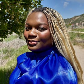 Ronte' Hardy Headshot